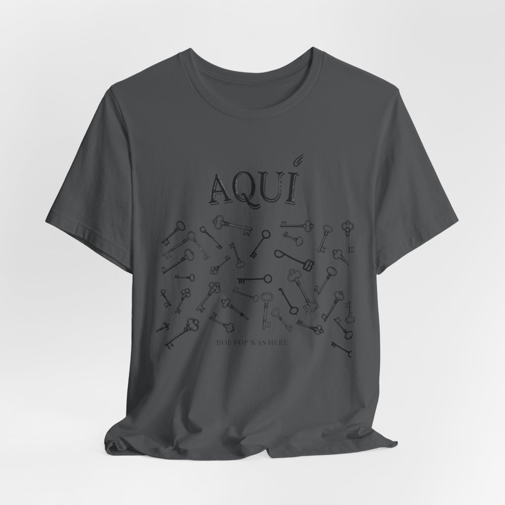 Aqui keys graphic Tee | Aquí scattered vintage key illustration